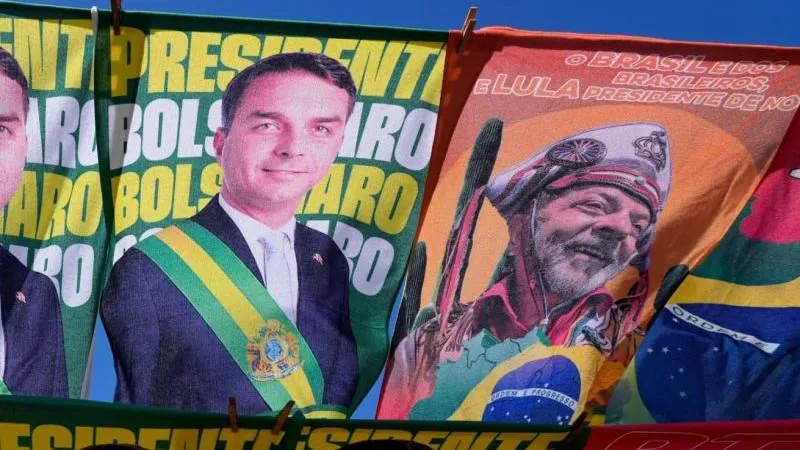 Bolsonaro en tête au premier tour des élections au Brésil