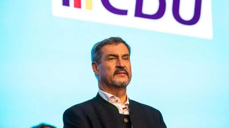 Le chef de la CSU demande le rapatriement des militaires ukrainiens en âge de servir