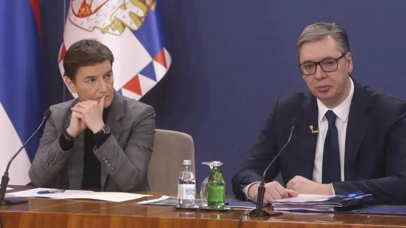 Vučić a transmis ses fonctions présidentielles à la présidente par intérim du Parlement de Serbie